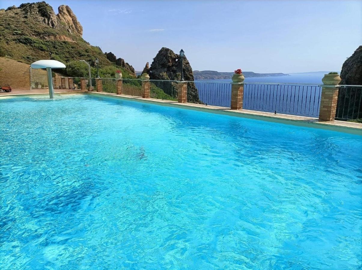 Вілла L'Estasi Tanca Piras A Bordo Piscina Con Vista Mare Nebida Екстер'єр фото